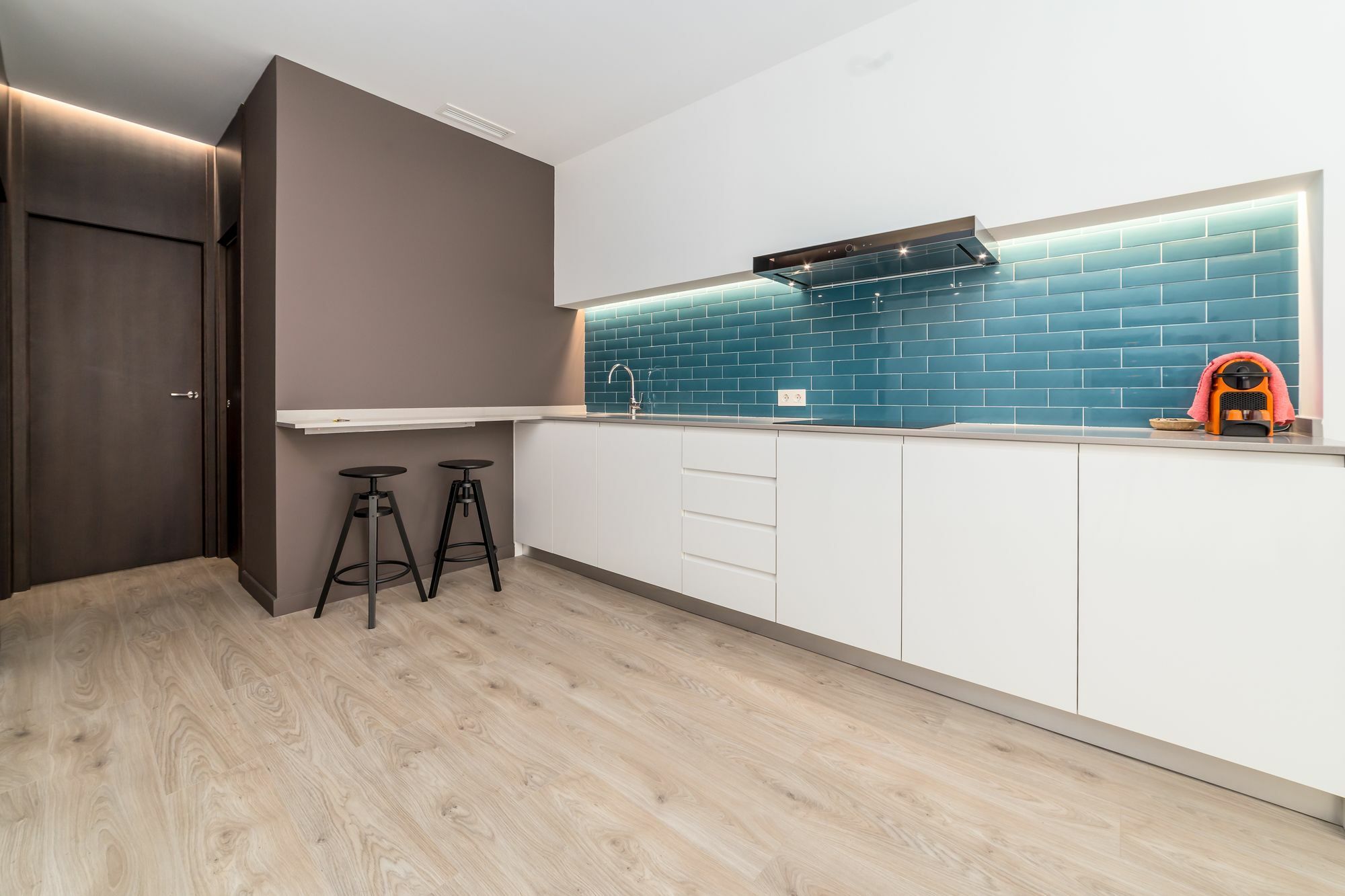 Apartamento Travel Habitat Estación Del Norte. *